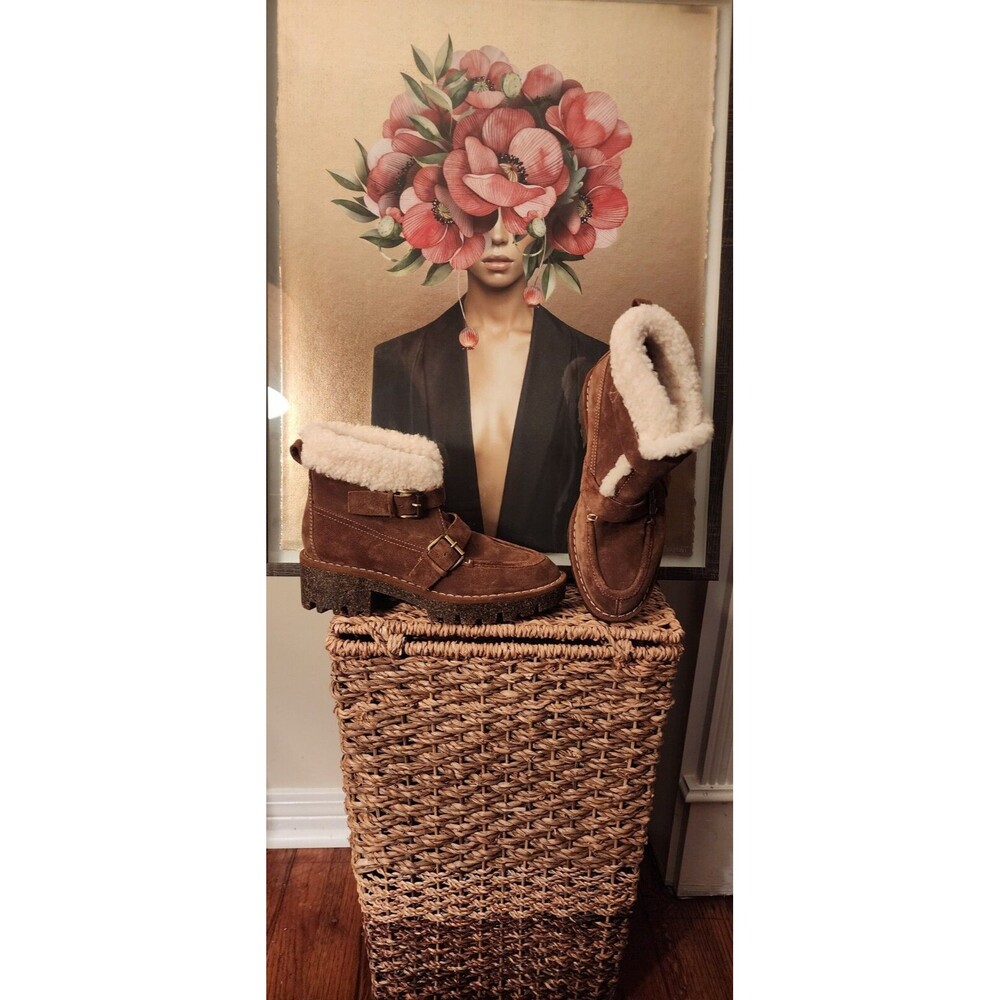 Donald Pliner Women's Elix Suede Ankle Cold Weather Boot Saddle Brown Sz 7.5